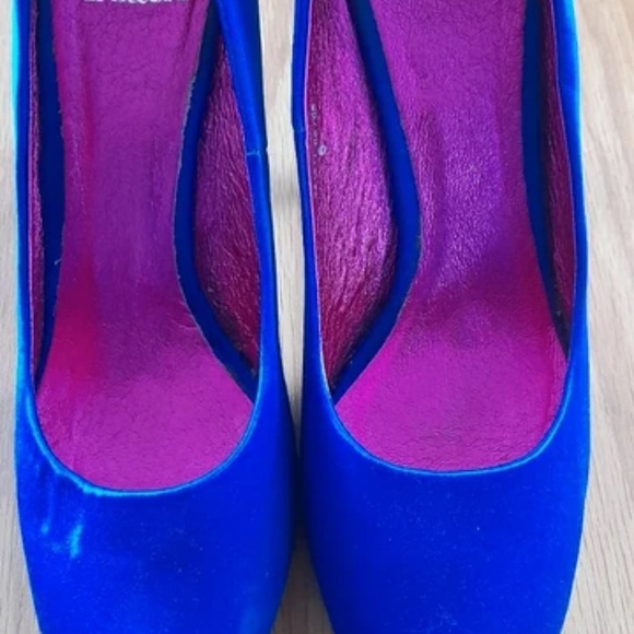 Chic Blue Women's Heels - Picture 4 of 7